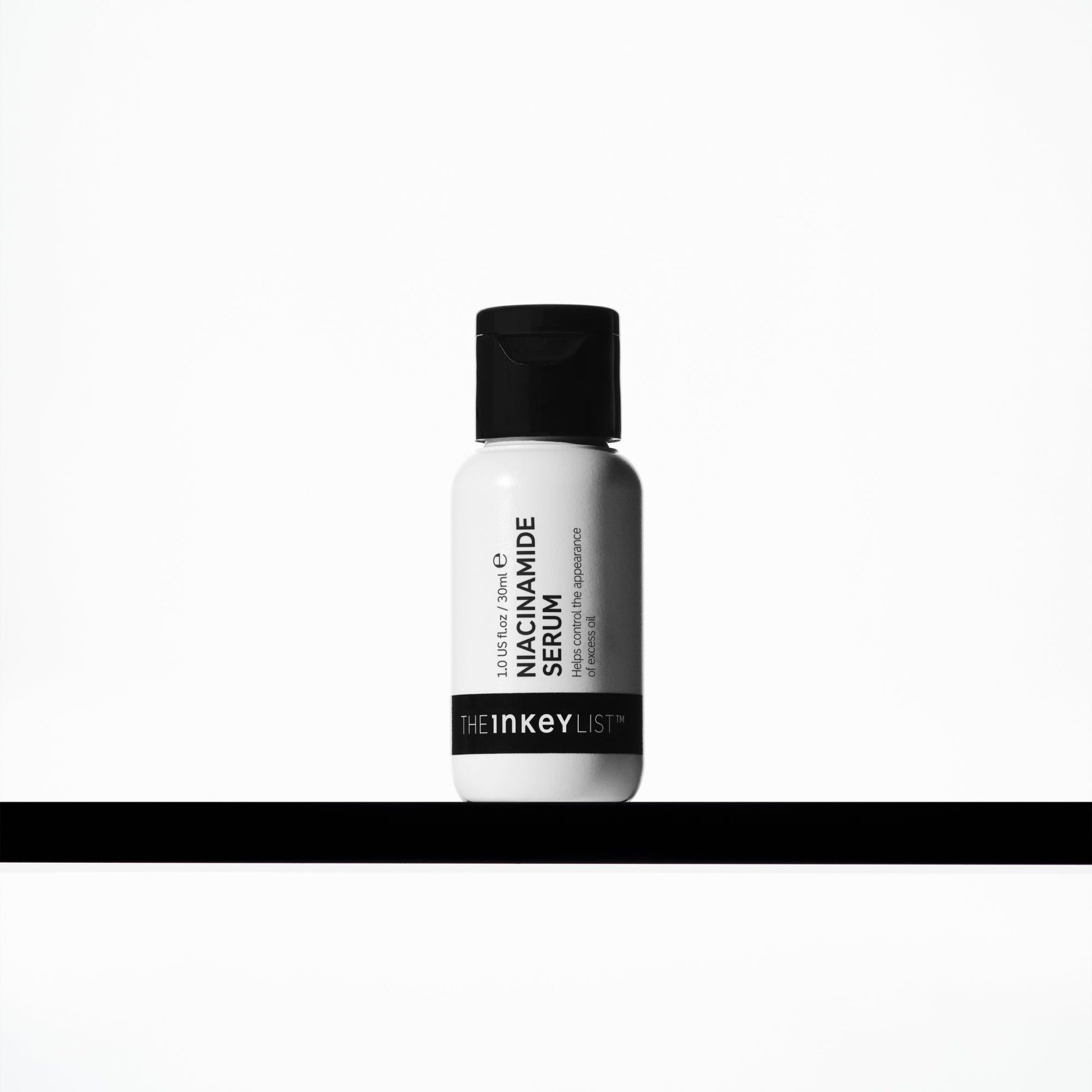 10-niacinamide-serum-l2 DTC-Top15_Amends_NiacinamideHero.jpg