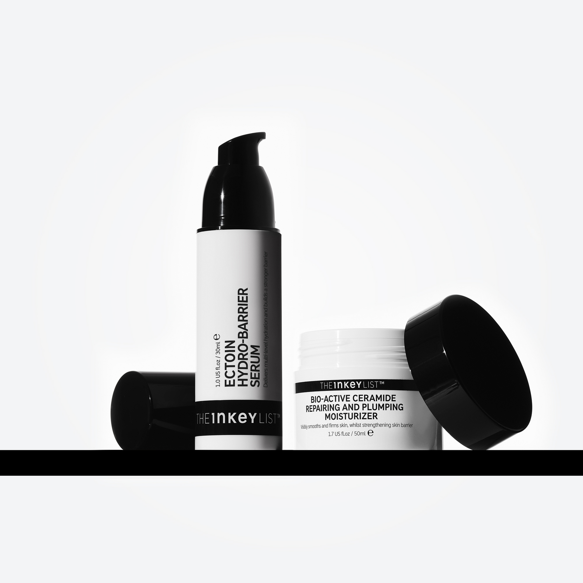 skin-barrier-repair-duo-o8 Hero_38716fb6-2743-4acf-8b39-ee63aaf60dd7.png