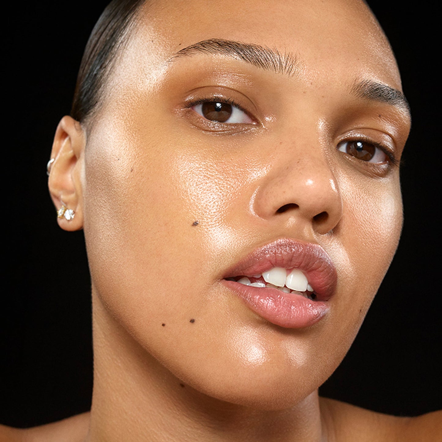 the-bestselling-intro-to-great-skin-a2 InsiderKit_UK_Model2_2000x2000_d49c66d7-afe9-44f8-93cf-038360f6f620.jpg