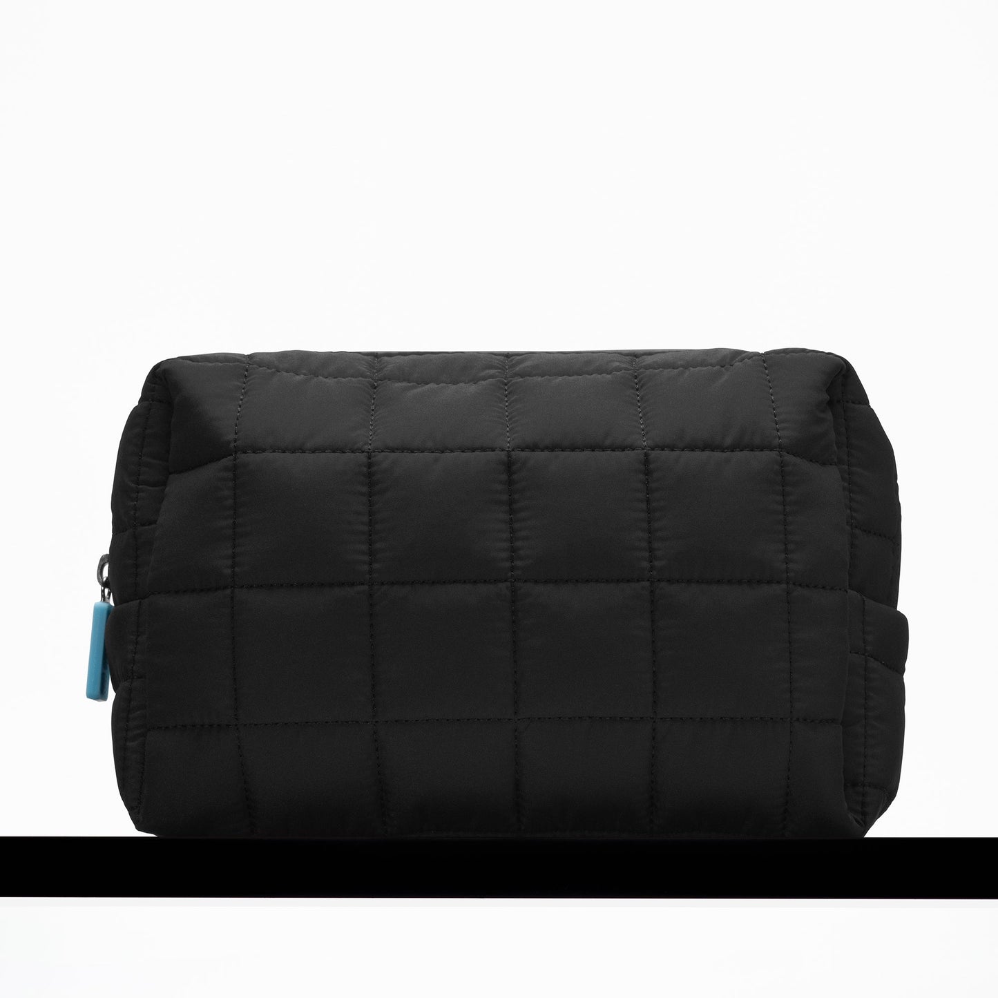 the-inkey-list-washbag-l1 washbag-hydration-04.jpg